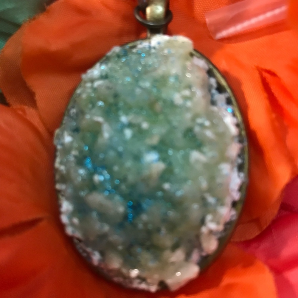 💙🤍Necklace🤍💙 - Picture 7 of 10